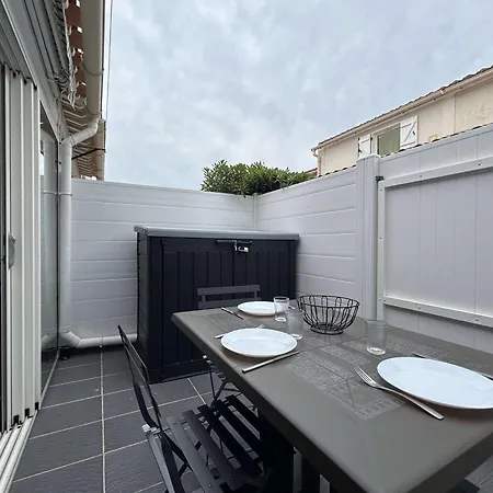 Villa T2 Cabine - Proche Mer - Climatisation - Parking Prive - Fr-1-249-432 *