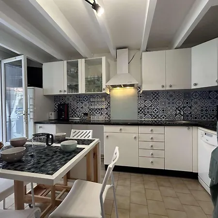 Villa T2 Cabine - Proche Mer - Climatisation - Parking Prive - Fr-1-249-432 * آجد