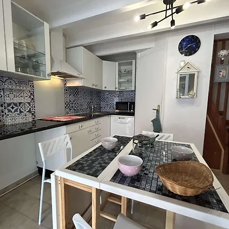 بيت للعطل Villa T2 Cabine - Proche Mer - Climatisation - Parking Prive - Fr-1-249-432
